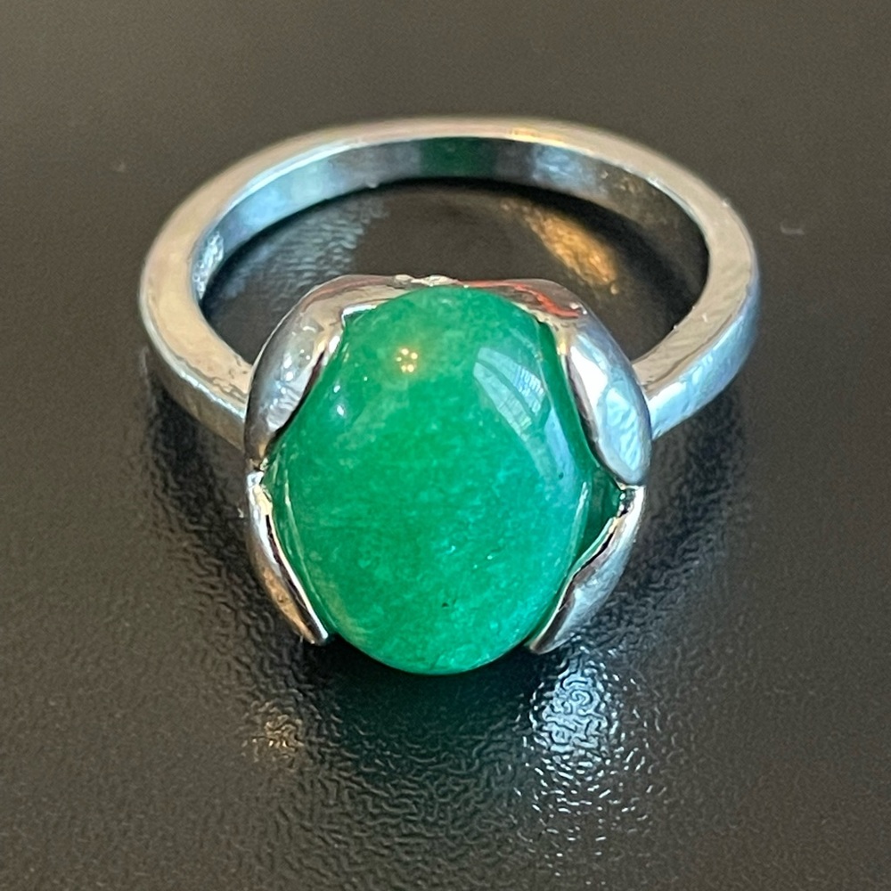 Green jade silver ring